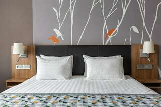 Гостиница Московские Ворота Санкт-Петербург Номер Делюкс с одной большой кроватью и диван-кроватью-7