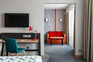 Гостиница Московские Ворота Санкт-Петербург Номер Делюкс с одной большой кроватью и диван-кроватью-2