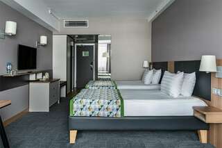 Гостиница Московские Ворота Санкт-Петербург Улучшенный номер с двумя раздельными кроватями-6