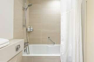 Гостиница Московские Ворота Санкт-Петербург Номер Делюкс с одной большой кроватью и диван-кроватью-10